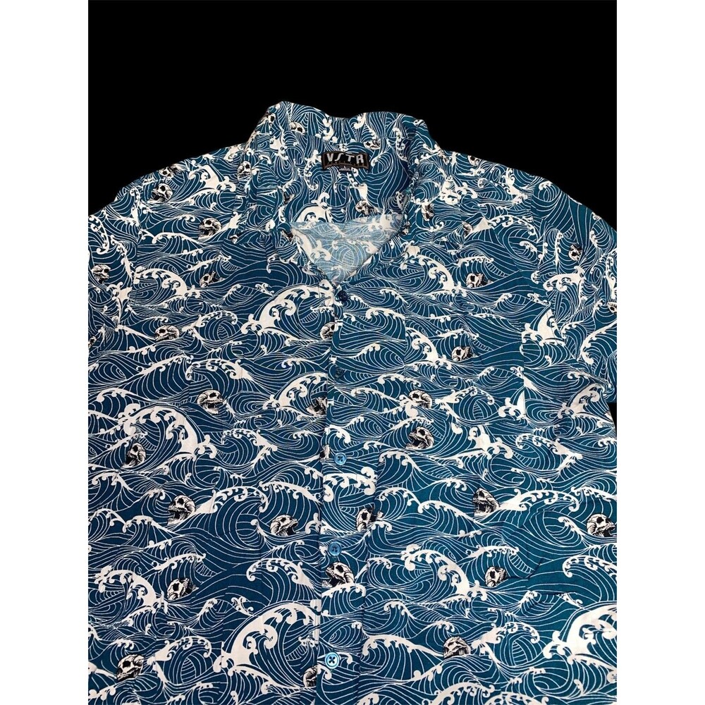 VSTR "Death At Sea" Sull & Waves Mens Hawaiian Button-Down Rayon Shirt Sz L Blue - Picture 2 of 2